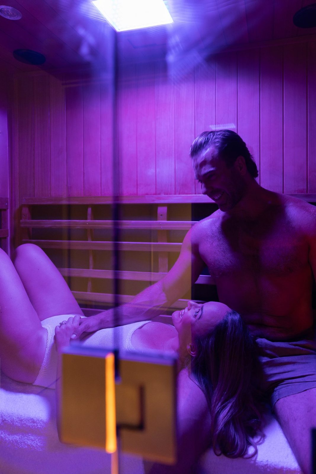 Infrared sauna chromotherapy